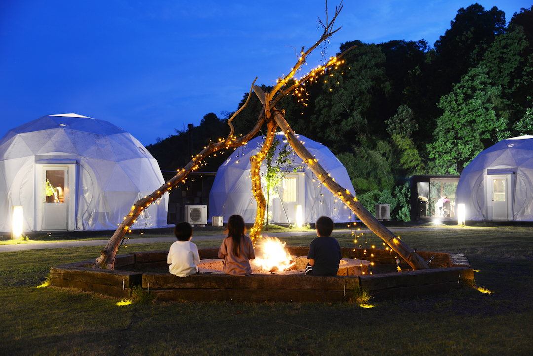 焚火 温泉 星空観察 グランドーム京都天橋立ならではの秋グランピングの楽しみ方 グランピングを関西で グランドーム京都天橋立 公式