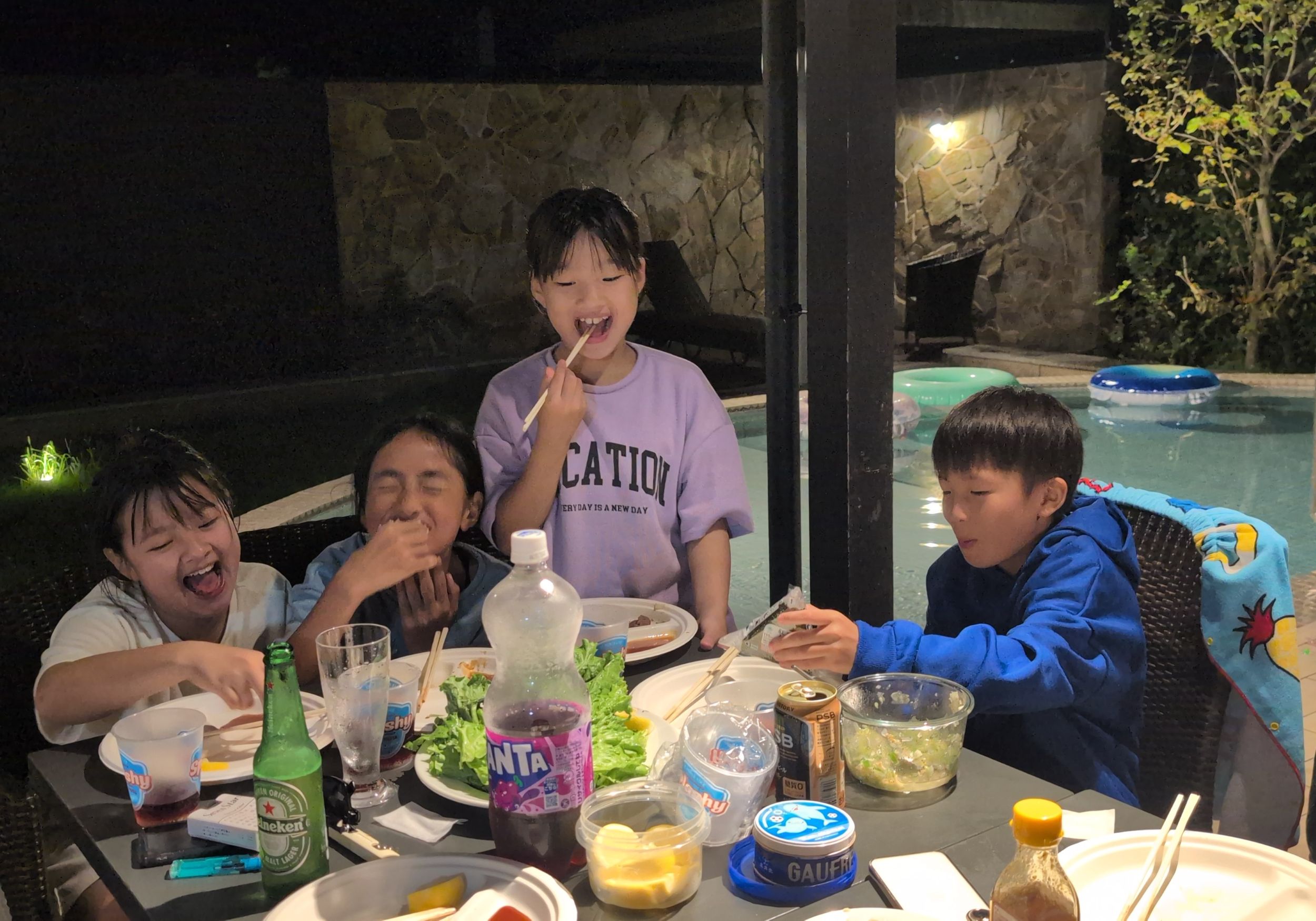 貸切で夜更けまで気兼ねなく過ごせる施設が充実